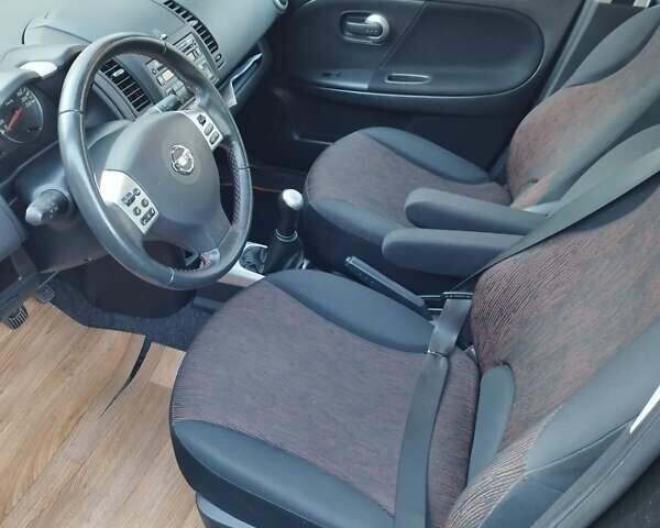 Черный Ниссан Ноут, объемом двигателя 1.4 л и пробегом 190 тыс. км за 6100 $, фото 7 на Automoto.ua