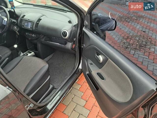 Черный Ниссан Ноут, объемом двигателя 1.39 л и пробегом 266 тыс. км за 5200 $, фото 5 на Automoto.ua