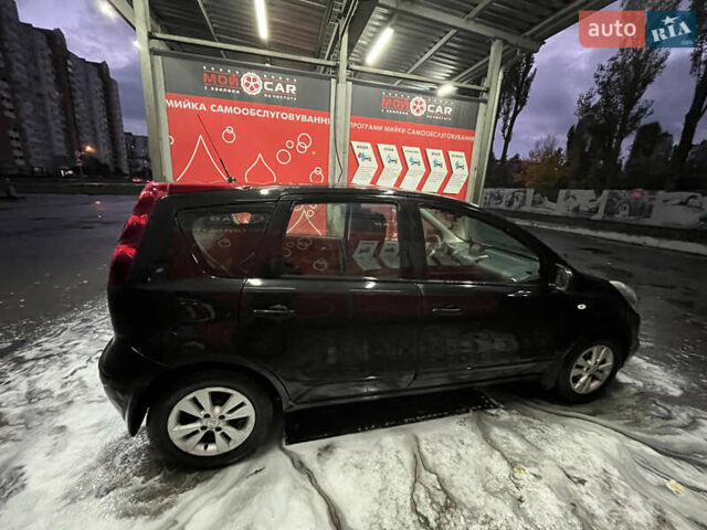 Черный Ниссан Ноут, объемом двигателя 1.4 л и пробегом 194 тыс. км за 6499 $, фото 1 на Automoto.ua