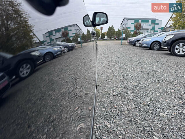 Ніссан Ноут 2009 у Звенигородка на Automoto.ua Чорний Ніссан Ноут, об'ємом двигуна 1.4 л та пробігом 250 тис. км за 5550 $, фото 23 на Automoto.ua