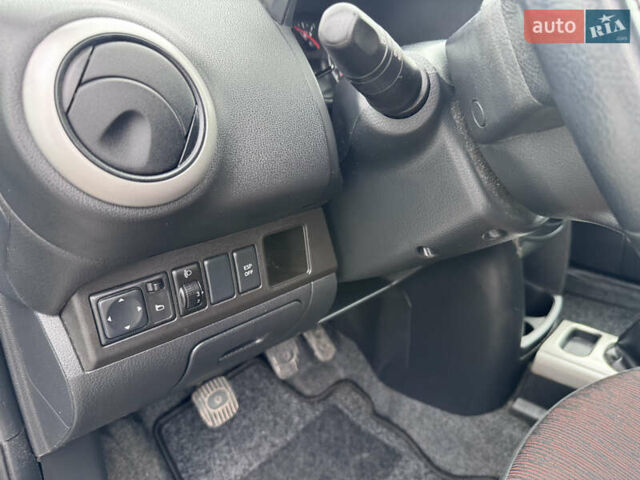 Ніссан Ноут 2009 у Звенигородка на Automoto.ua Чорний Ніссан Ноут, об'ємом двигуна 1.4 л та пробігом 250 тис. км за 5550 $, фото 38 на Automoto.ua