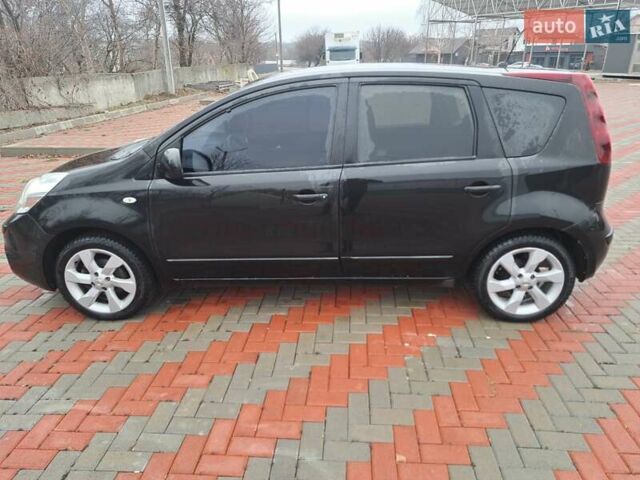 Черный Ниссан Ноут, объемом двигателя 1.39 л и пробегом 266 тыс. км за 5200 $, фото 2 на Automoto.ua