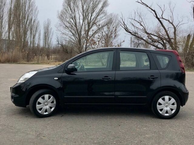 Черный Ниссан Ноут, объемом двигателя 1.4 л и пробегом 139 тыс. км за 5999 $, фото 7 на Automoto.ua