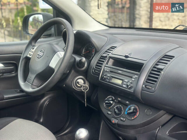 Черный Ниссан Ноут, объемом двигателя 1.4 л и пробегом 209 тыс. км за 5900 $, фото 25 на Automoto.ua