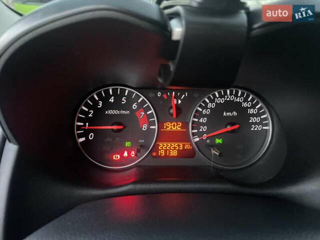 Черный Ниссан Ноут, объемом двигателя 1.39 л и пробегом 220 тыс. км за 5500 $, фото 7 на Automoto.ua