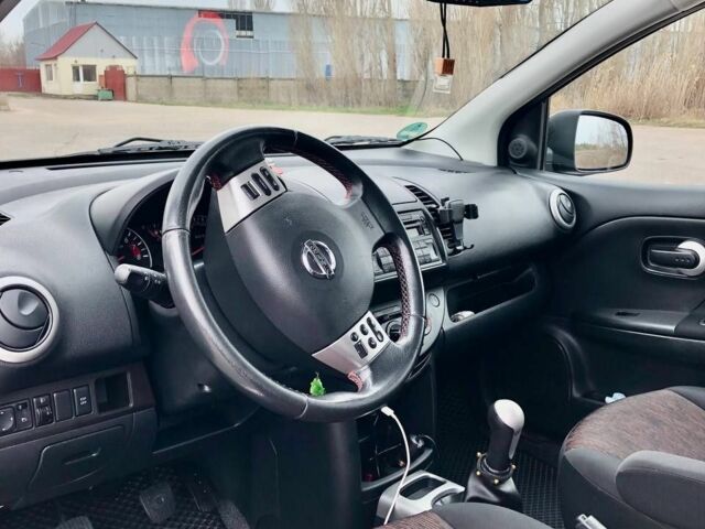 Черный Ниссан Ноут, объемом двигателя 1.4 л и пробегом 139 тыс. км за 5999 $, фото 2 на Automoto.ua