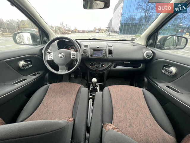 Черный Ниссан Ноут, объемом двигателя 1.4 л и пробегом 176 тыс. км за 5750 $, фото 26 на Automoto.ua