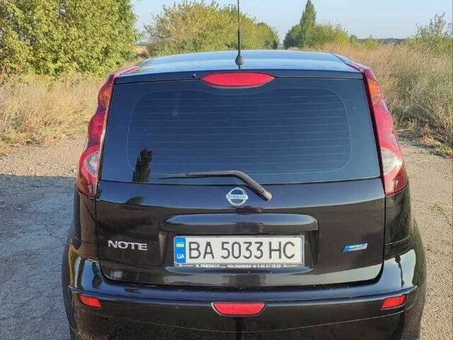 Черный Ниссан Ноут, объемом двигателя 1.4 л и пробегом 194 тыс. км за 5700 $, фото 2 на Automoto.ua