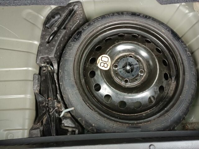 Ніссан Ноут 2009 у Шепетовке на Automoto.ua Чорний Ніссан Ноут, об'ємом двигуна 1.5 л та пробігом 287 тис. км за 5600 $, фото 12 на Automoto.ua