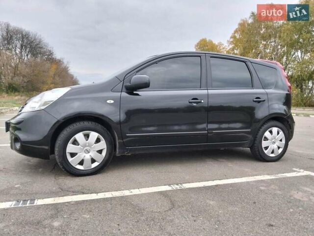 Черный Ниссан Ноут, объемом двигателя 1.39 л и пробегом 215 тыс. км за 5700 $, фото 3 на Automoto.ua