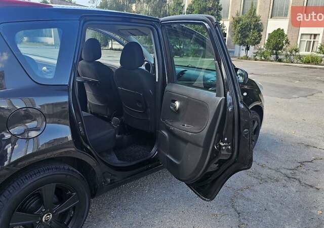 Чорний Ніссан Ноут, об'ємом двигуна 1.4 л та пробігом 180 тис. км за 6100 $, фото 11 на Automoto.ua