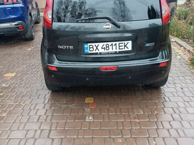 Ніссан Ноут 2009 у Шепетовке на Automoto.ua Чорний Ніссан Ноут, об'ємом двигуна 1.5 л та пробігом 287 тис. км за 5600 $, фото 1 на Automoto.ua