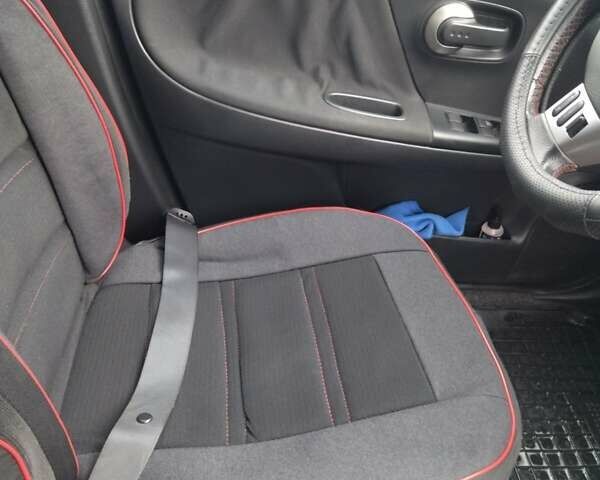 Черный Ниссан Ноут, объемом двигателя 1.4 л и пробегом 200 тыс. км за 5700 $, фото 10 на Automoto.ua