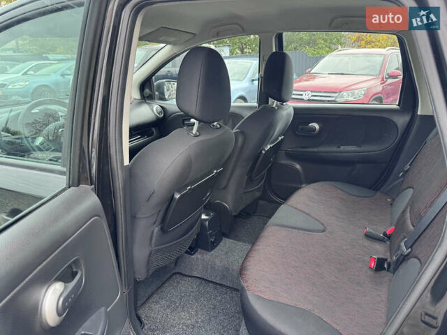 Ніссан Ноут 2009 у Звенигородка на Automoto.ua Чорний Ніссан Ноут, об'ємом двигуна 1.4 л та пробігом 250 тис. км за 5550 $, фото 30 на Automoto.ua