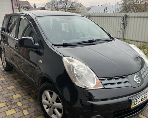 Чорний Ніссан Ноут, об'ємом двигуна 1.6 л та пробігом 120 тис. км за 5900 $, фото 7 на Automoto.ua