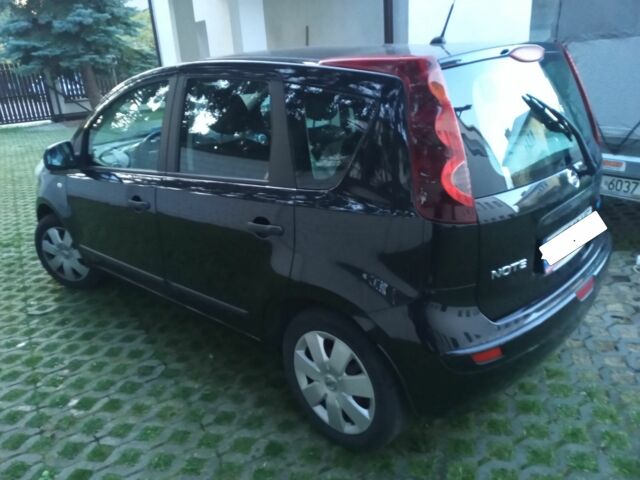 Чорний Ніссан Ноут, об'ємом двигуна 1.4 л та пробігом 248 тис. км за 5512 $, фото 1 на Automoto.ua