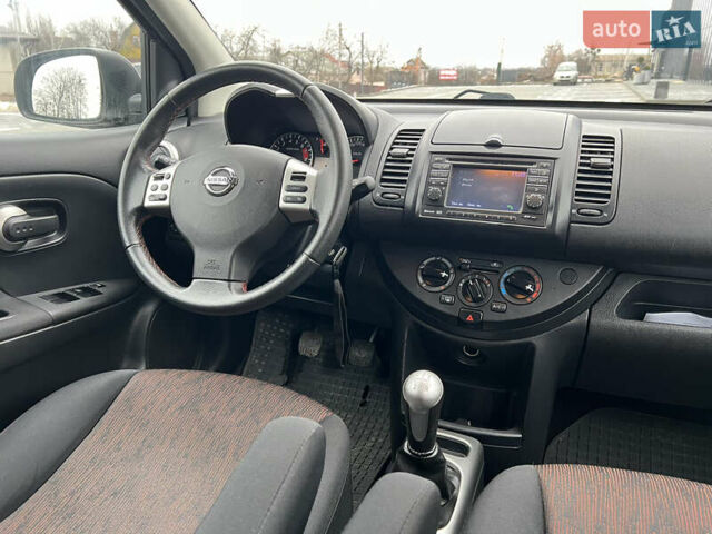 Черный Ниссан Ноут, объемом двигателя 1.4 л и пробегом 176 тыс. км за 5750 $, фото 25 на Automoto.ua