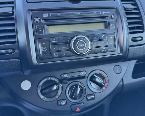 Черный Ниссан Ноут, объемом двигателя 1.39 л и пробегом 210 тыс. км за 6499 $, фото 30 на Automoto.ua