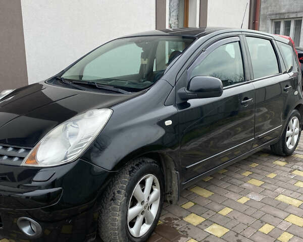 Чорний Ніссан Ноут, об'ємом двигуна 1.6 л та пробігом 120 тис. км за 5900 $, фото 6 на Automoto.ua