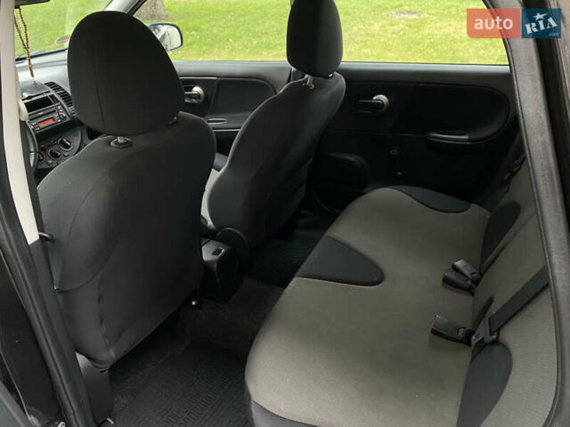 Черный Ниссан Ноут, объемом двигателя 1.4 л и пробегом 203 тыс. км за 5750 $, фото 13 на Automoto.ua