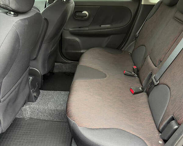 Черный Ниссан Ноут, объемом двигателя 1.6 л и пробегом 187 тыс. км за 8499 $, фото 15 на Automoto.ua