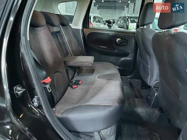 Чорний Ніссан Ноут, об'ємом двигуна 1.4 л та пробігом 125 тис. км за 6999 $, фото 15 на Automoto.ua