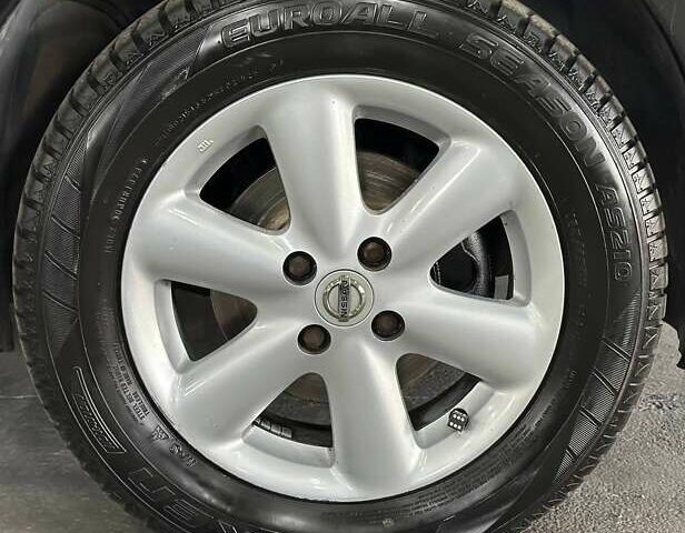 Чорний Ніссан Ноут, об'ємом двигуна 1.4 л та пробігом 125 тис. км за 6999 $, фото 22 на Automoto.ua