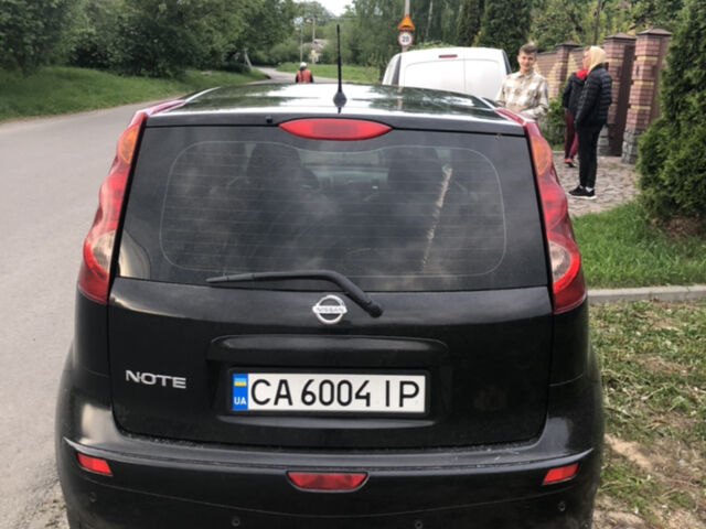 Чорний Ніссан Ноут, об'ємом двигуна 1.6 л та пробігом 261 тис. км за 6200 $, фото 4 на Automoto.ua