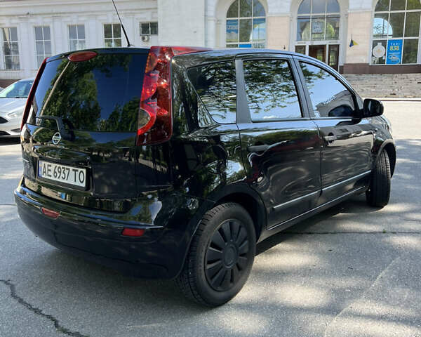Черный Ниссан Ноут, объемом двигателя 1.6 л и пробегом 270 тыс. км за 6700 $, фото 3 на Automoto.ua