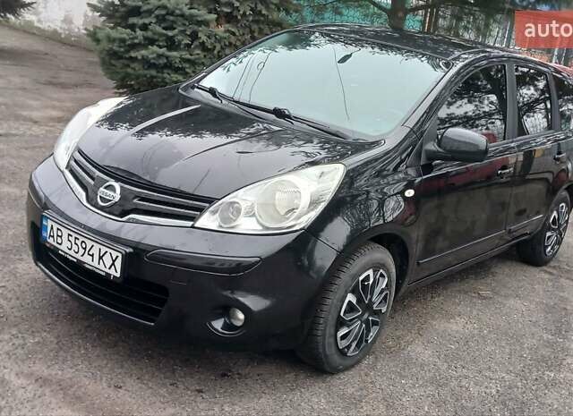 Черный Ниссан Ноут, объемом двигателя 1.6 л и пробегом 178 тыс. км за 7350 $, фото 5 на Automoto.ua