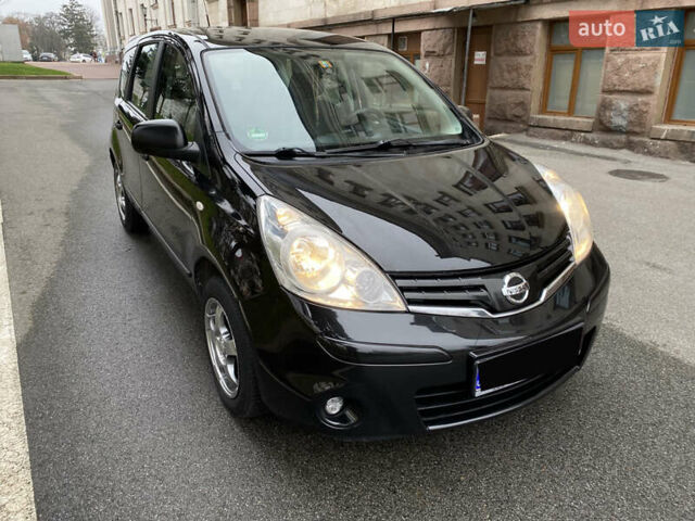 Черный Ниссан Ноут, объемом двигателя 1.4 л и пробегом 203 тыс. км за 5750 $, фото 2 на Automoto.ua