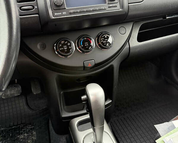 Черный Ниссан Ноут, объемом двигателя 1.6 л и пробегом 187 тыс. км за 8499 $, фото 9 на Automoto.ua