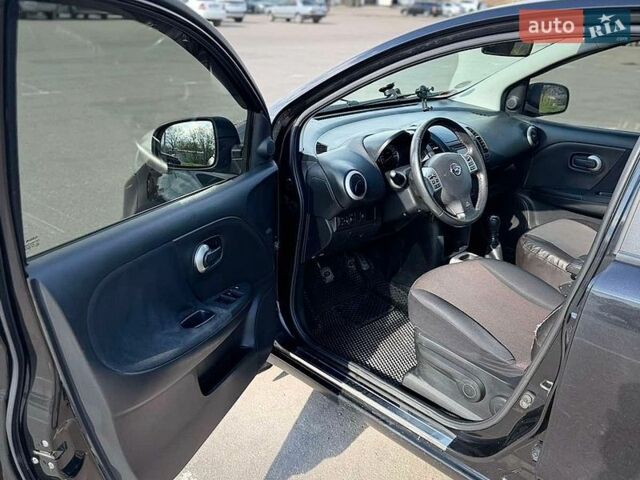 Черный Ниссан Ноут, объемом двигателя 1.5 л и пробегом 300 тыс. км за 5200 $, фото 8 на Automoto.ua