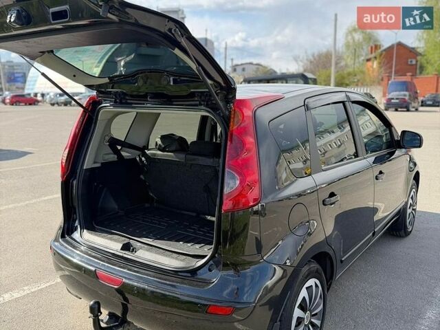 Черный Ниссан Ноут, объемом двигателя 1.5 л и пробегом 300 тыс. км за 5200 $, фото 6 на Automoto.ua