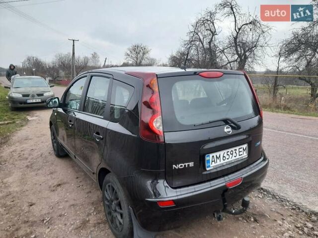 Чорний Ніссан Ноут, об'ємом двигуна 1.4 л та пробігом 249 тис. км за 5600 $, фото 1 на Automoto.ua