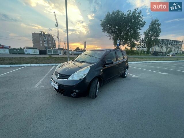 Чорний Ніссан Ноут, об'ємом двигуна 1.5 л та пробігом 267 тис. км за 6000 $, фото 4 на Automoto.ua
