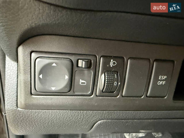 Черный Ниссан Ноут, объемом двигателя 1.6 л и пробегом 187 тыс. км за 8499 $, фото 14 на Automoto.ua