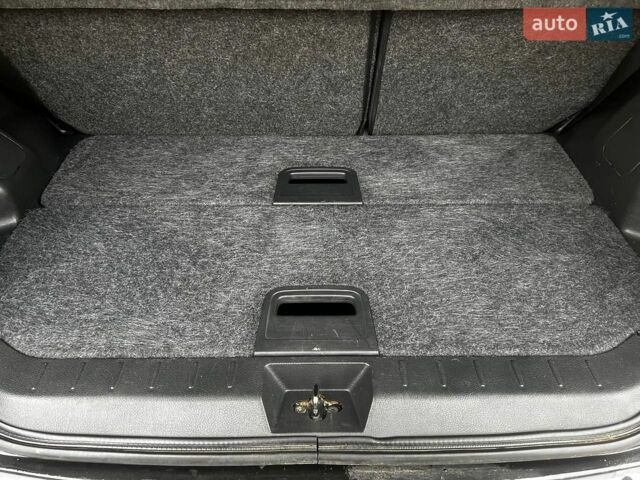 Черный Ниссан Ноут, объемом двигателя 1.39 л и пробегом 114 тыс. км за 7100 $, фото 43 на Automoto.ua