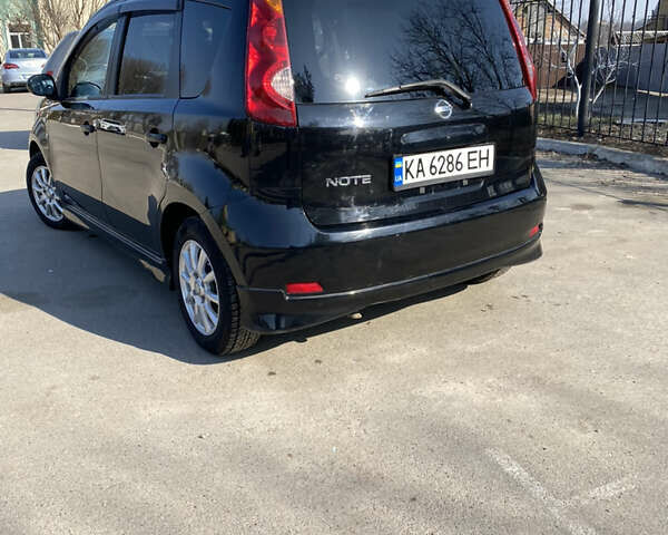Черный Ниссан Ноут, объемом двигателя 1.5 л и пробегом 96 тыс. км за 6500 $, фото 4 на Automoto.ua