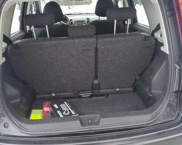 Чорний Ніссан Ноут, об'ємом двигуна 1.4 л та пробігом 195 тис. км за 5550 $, фото 16 на Automoto.ua