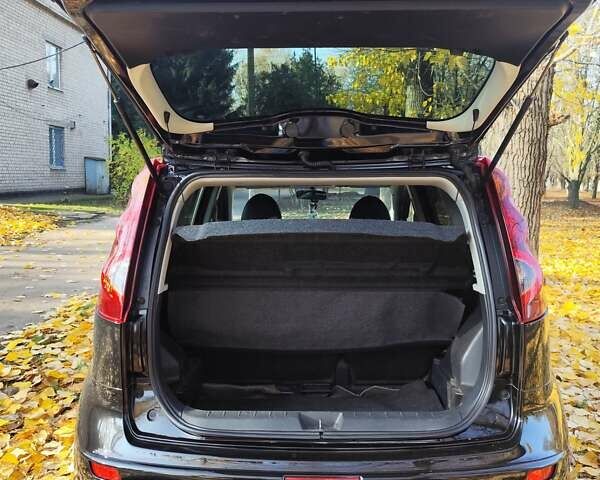 Чорний Ніссан Ноут, об'ємом двигуна 1.39 л та пробігом 175 тис. км за 6700 $, фото 7 на Automoto.ua