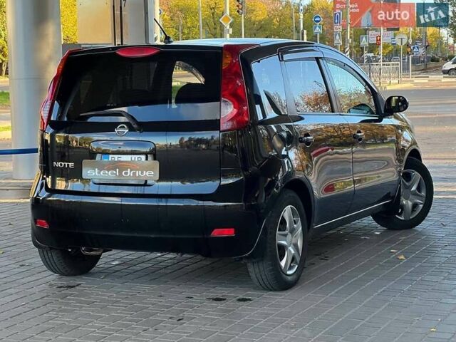 Чорний Ніссан Ноут, об'ємом двигуна 1.39 л та пробігом 118 тис. км за 7699 $, фото 3 на Automoto.ua