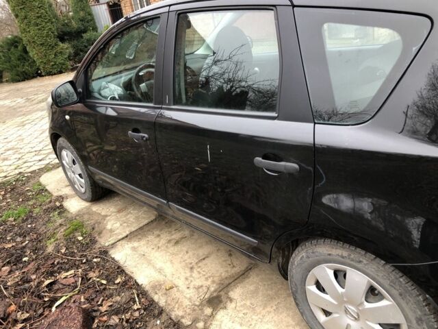 Черный Ниссан Ноут, объемом двигателя 1.4 л и пробегом 106 тыс. км за 6100 $, фото 2 на Automoto.ua