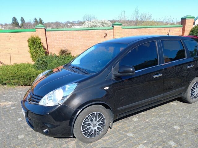 Чорний Ніссан Ноут, об'ємом двигуна 1.4 л та пробігом 100 тис. км за 6700 $, фото 2 на Automoto.ua