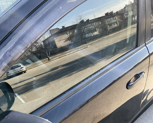 Черный Ниссан Ноут, объемом двигателя 1.5 л и пробегом 96 тыс. км за 6500 $, фото 6 на Automoto.ua