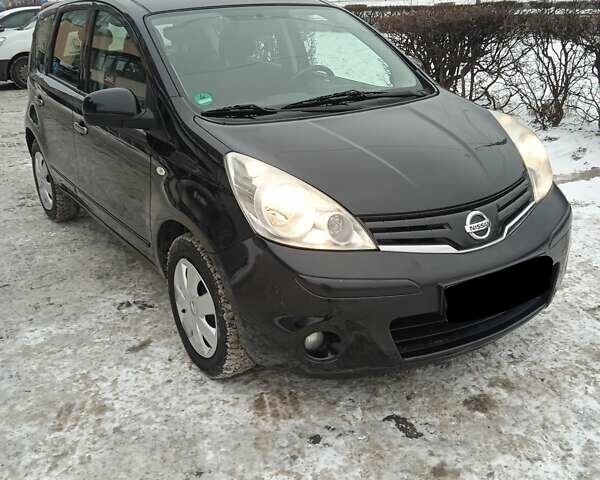 Чорний Ніссан Ноут, об'ємом двигуна 1.4 л та пробігом 195 тис. км за 5550 $, фото 2 на Automoto.ua