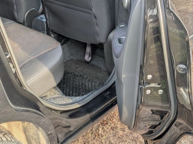 Чорний Ніссан Ноут, об'ємом двигуна 1.4 л та пробігом 127 тис. км за 6614 $, фото 2 на Automoto.ua