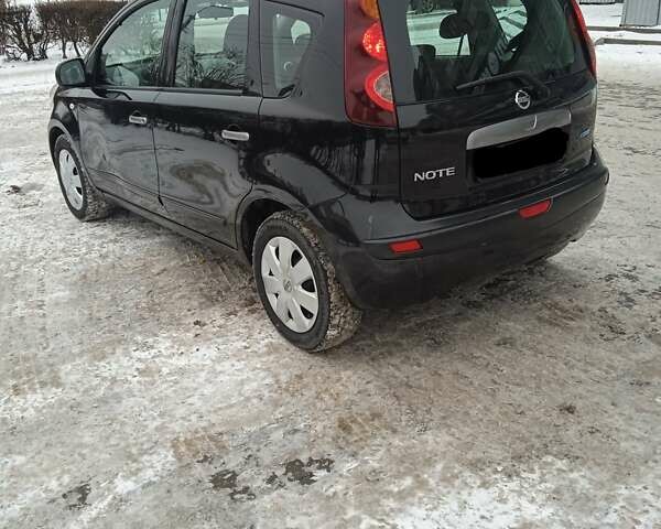 Чорний Ніссан Ноут, об'ємом двигуна 1.4 л та пробігом 195 тис. км за 5550 $, фото 1 на Automoto.ua