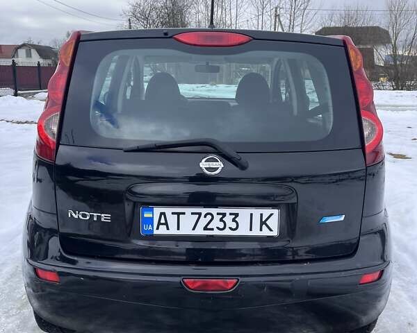 Черный Ниссан Ноут, объемом двигателя 1.39 л и пробегом 248 тыс. км за 6500 $, фото 7 на Automoto.ua