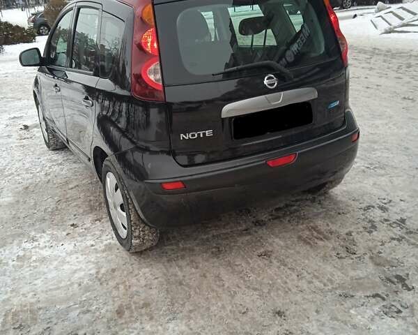 Чорний Ніссан Ноут, об'ємом двигуна 1.4 л та пробігом 195 тис. км за 5550 $, фото 4 на Automoto.ua